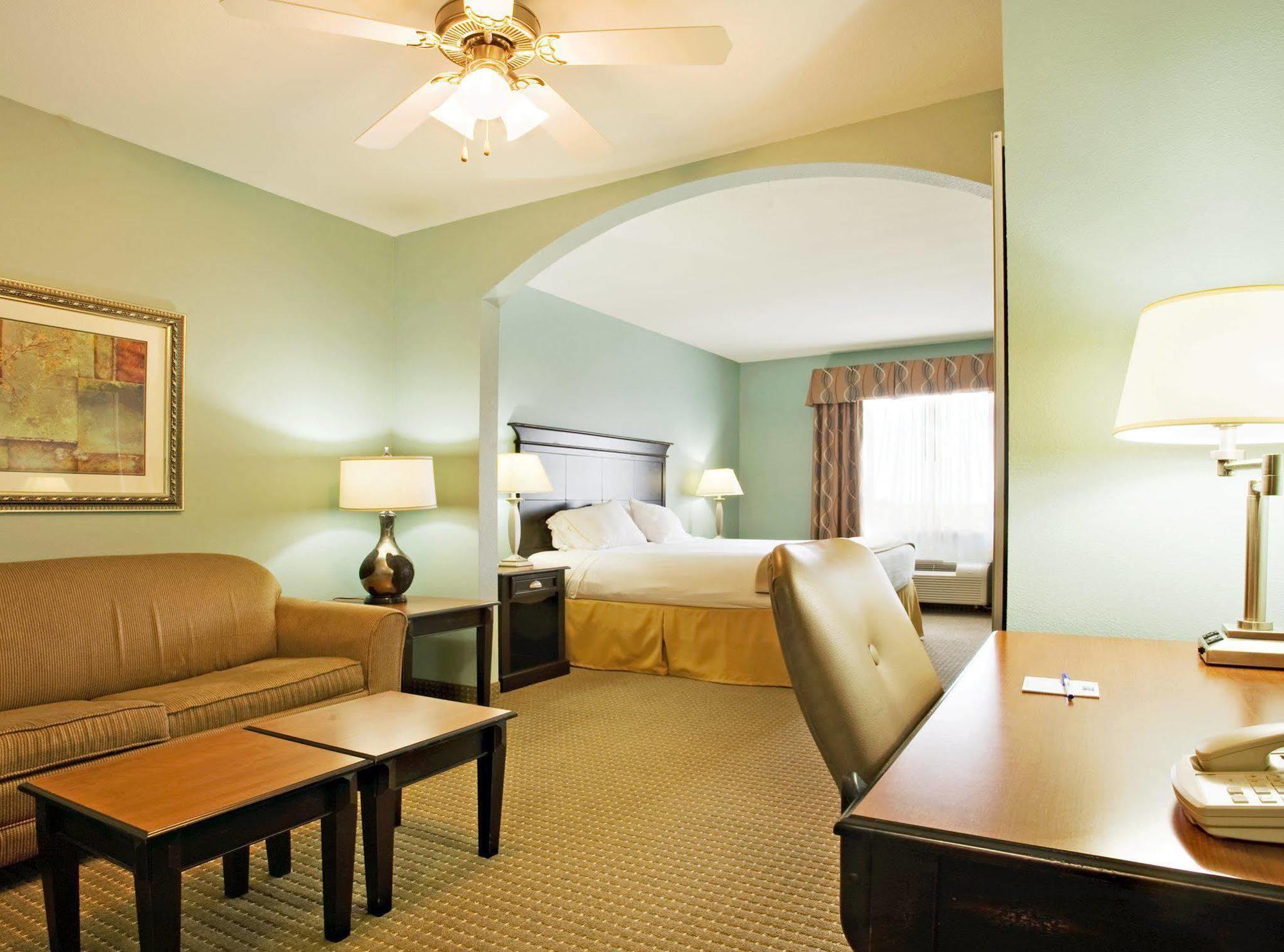 Holiday Inn Express Vernon College Area Highway 287 By Ihg Oda fotoğraf